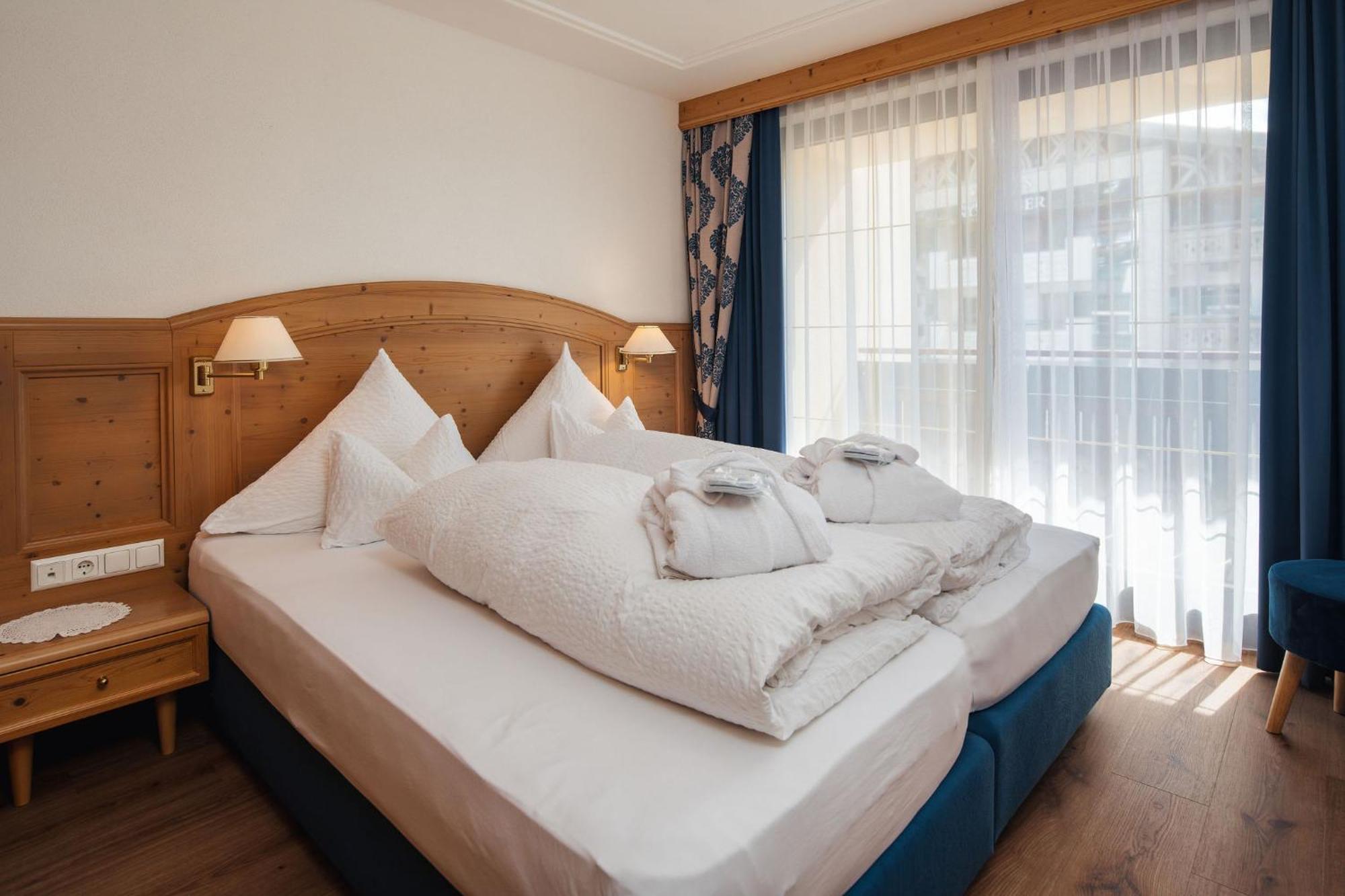 Hotel Garni Alpenruh-Micheluzzi Зерфаус Екстериор снимка