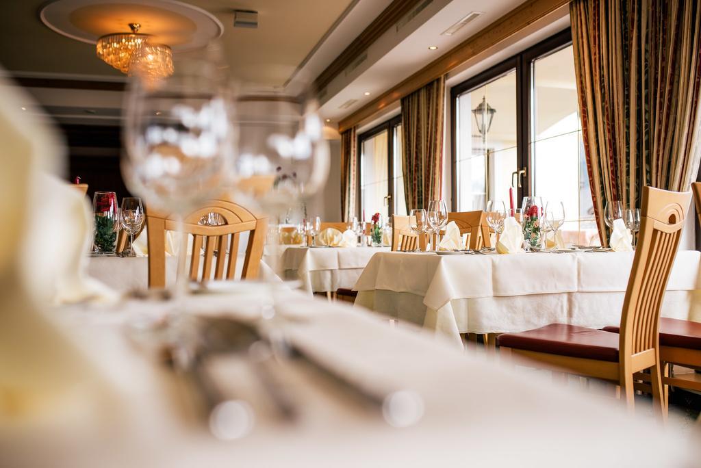 Hotel Garni Alpenruh-Micheluzzi Зерфаус Екстериор снимка