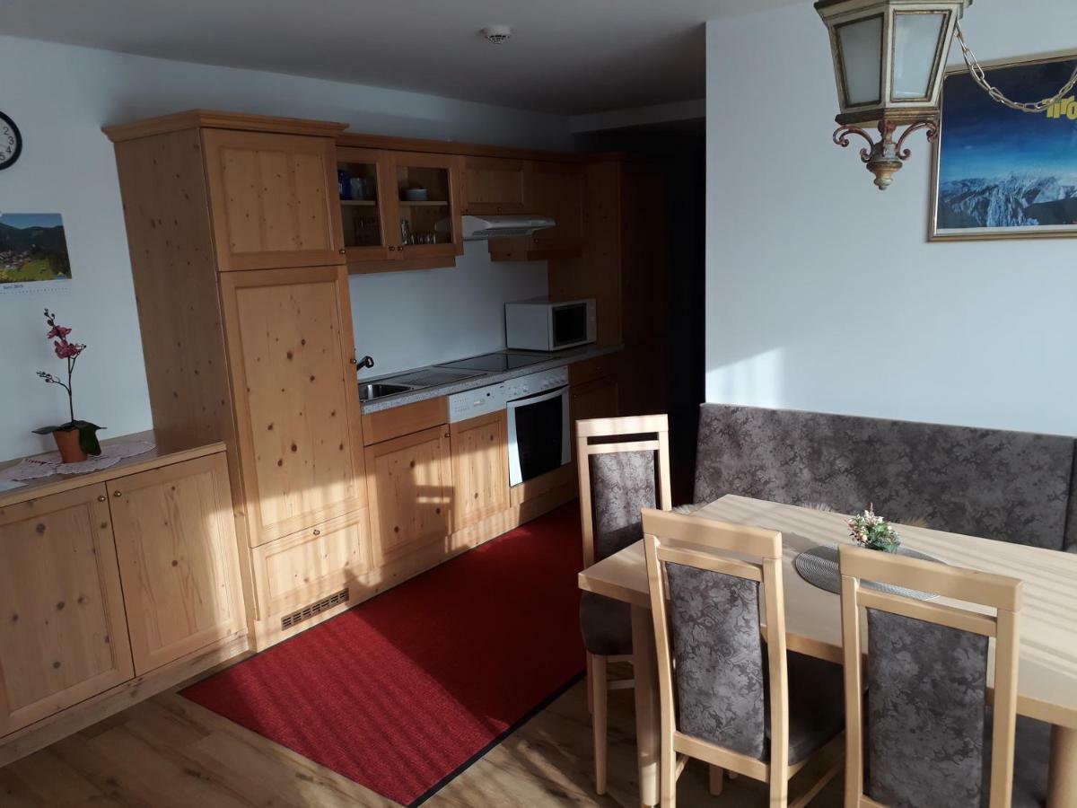 Hotel Garni Alpenruh-Micheluzzi Зерфаус Екстериор снимка